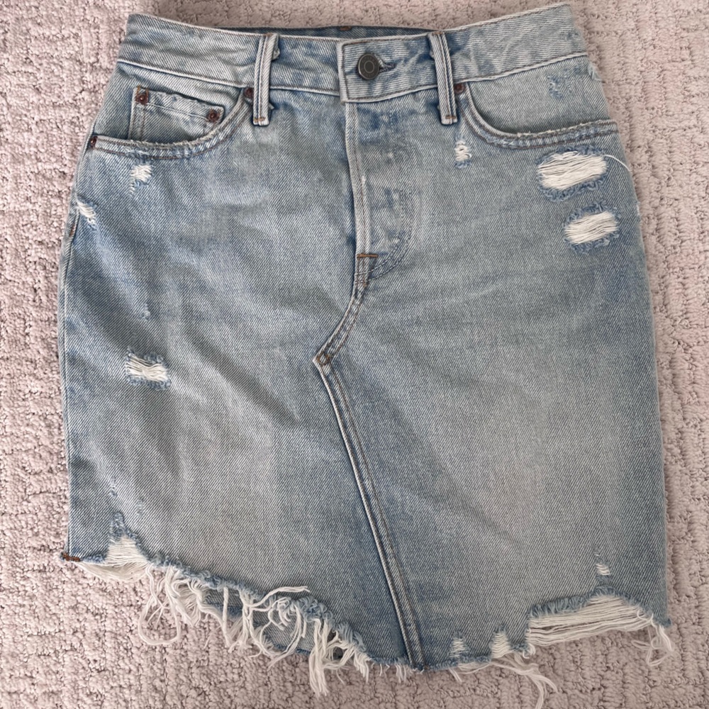 GRLFRND Light wash denim midi “Rhoda” size 24. BNWOT
